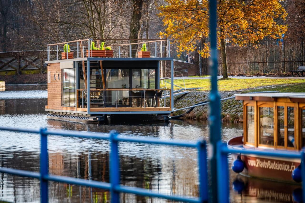 Rezidence Malse - Unikatni Apartmany Na Vode Ceske Budejovice Dış mekan fotoğraf